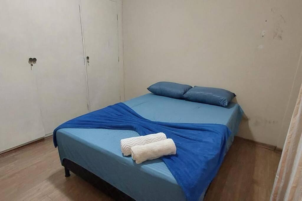 Vista - Amplo 3 Quartos No Centro, Perto De *